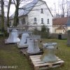 Die "alten" Glocken parken über den Winter auf dem Friedhof